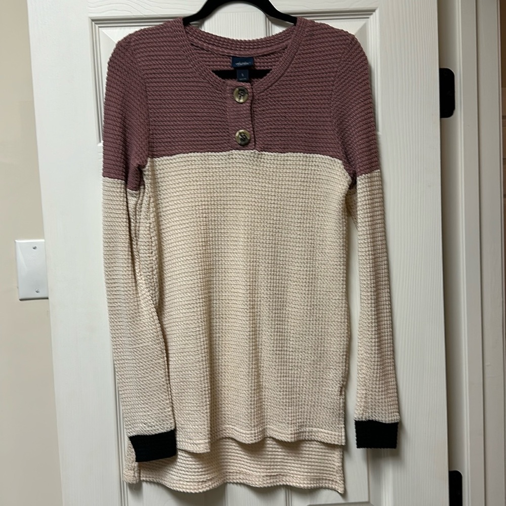 Daytrip color block henley sweater top